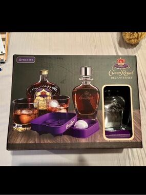 Crown Royal Decanter Set